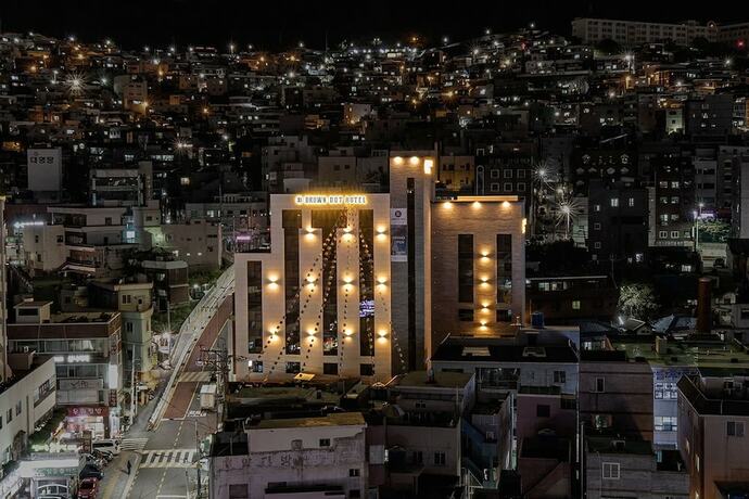 Imagen general del Hotel Brown Dot Nampo Chungmu. Foto 4