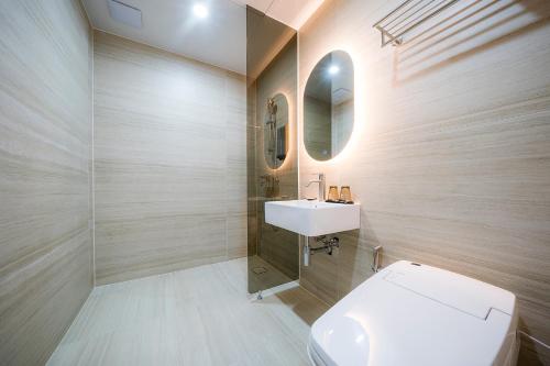 Imagen general del Hotel Brown Dot Pyeonghwa plaza. Foto 7