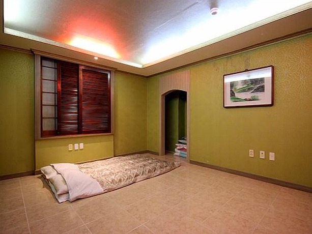 Imagen de la habitación del Hotel Brown. Foto 3