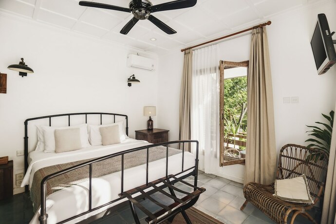 Imagen general del Hotel Brown Feather. Foto 4