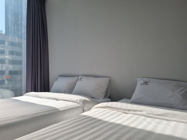 Imagen de la habitación del Hotel Brown Suites Sinchon Central. Foto 7
