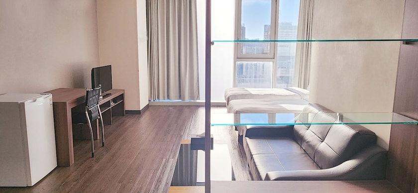 Imagen de la habitación del Hotel Brown Suites Sinchon Central. Foto 8