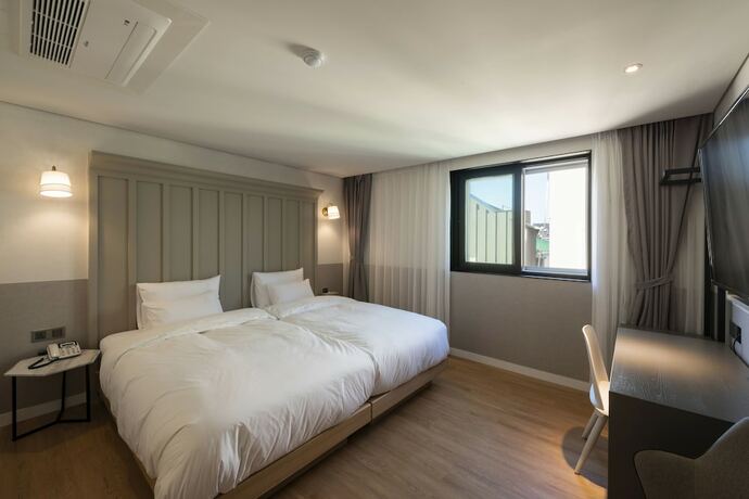Imagen de la habitación del Hotel Brown-Dot Tongyeong. Foto 14