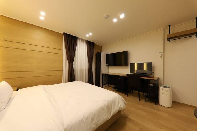 Imagen general del Hotel Browndot Chungjang. Foto 11