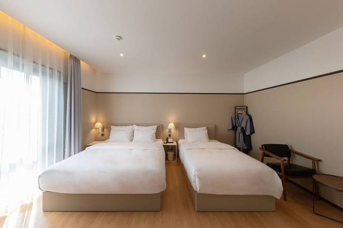 Imagen de la habitación del Hotel Browndot. Foto 6