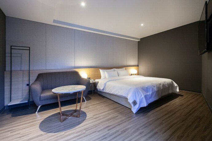 Imagen de la habitación del Hotel Browndot Hotel Hadan. Foto 7