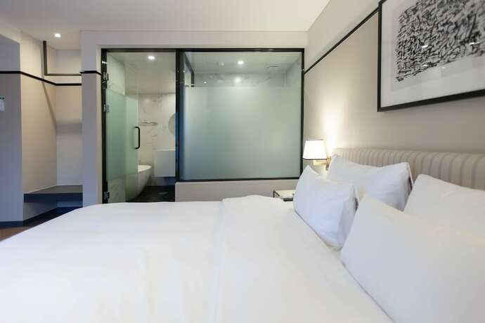 Imagen de la habitación del Hotel Browndot Hotel Hadan. Foto 9