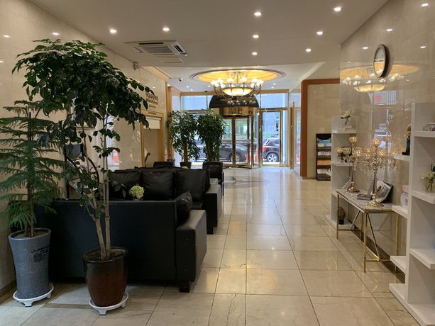 Imagen de los interiores del Hotel Browndot Sangmu. Foto 15