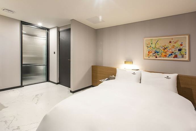 Imagen general del Hotel Browndot Yeonhwari. Foto 9