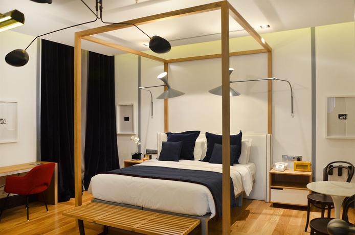 Imagen de los interiores del Hotel Browns Central. Foto 16