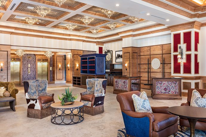 Imagen de los interiores del Hotel Brownwood Hotel and Spa. Foto 17