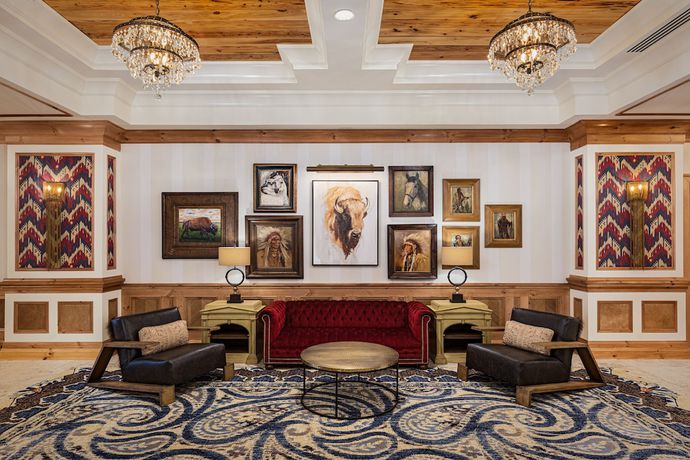 Imagen de los interiores del Hotel Brownwood Hotel and Spa. Foto 20