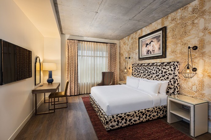 Imagen de la habitación del Hotel Brownwood Hotel and Spa. Foto 11