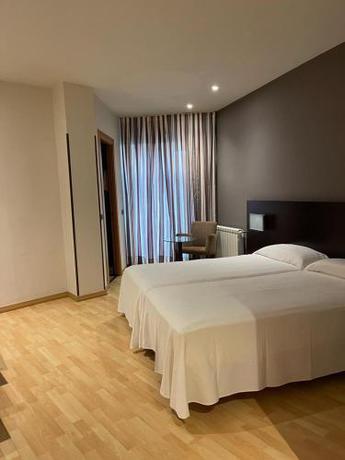 Imagen general del Hotel Bruc. Foto 17