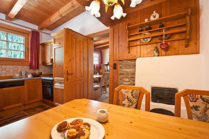 Imagen de los interiores del Hotel Brugger -. Foto 12