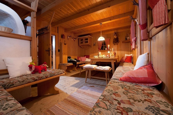 Imagen de los interiores del Hotel Brugger -. Foto 13
