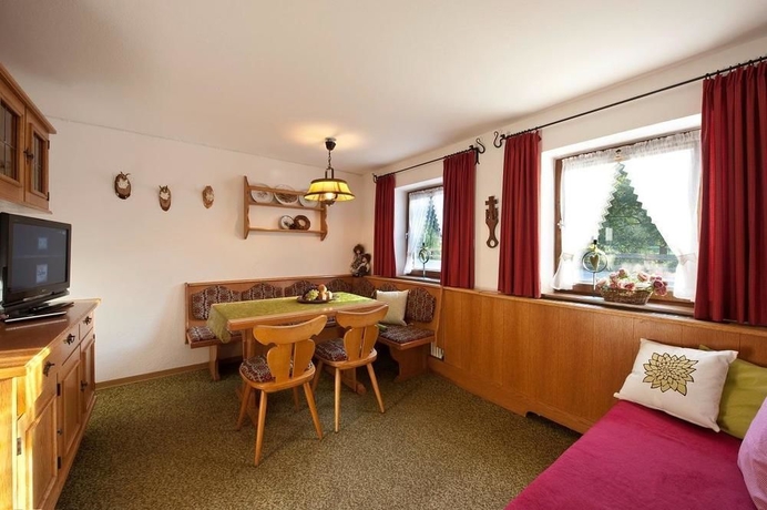 Imagen de los interiores del Hotel Brugger -. Foto 15