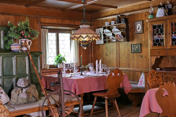 Imagen del bar/restaurante del Hotel Brugger&acute;s Genie&szlig;erhotel Lanersbacherhof. Foto 7