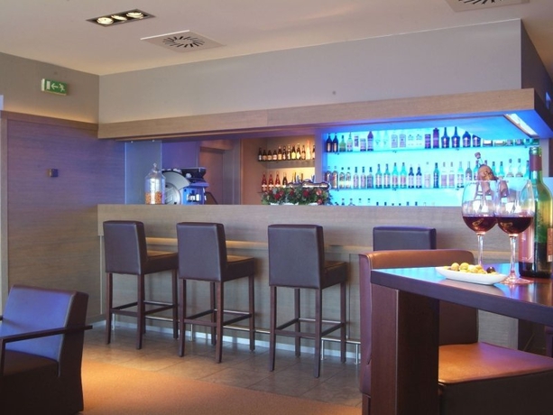 Imagen general del Hotel Brugotel. Foto 6