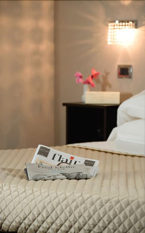 Imagen de la habitación del Hotel Bruman Caserta. Foto 9