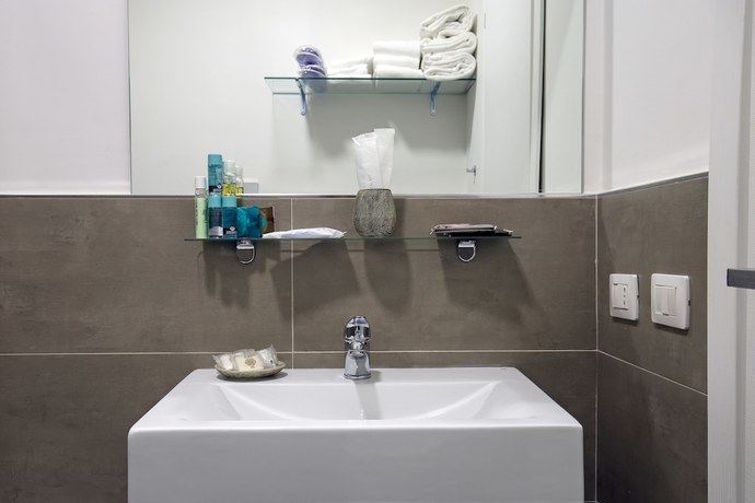 Imagen de la habitación del Hotel Bruman Salerno. Foto 7