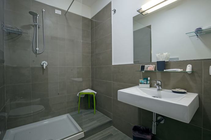 Imagen de la habitación del Hotel Bruman Salerno. Foto 9