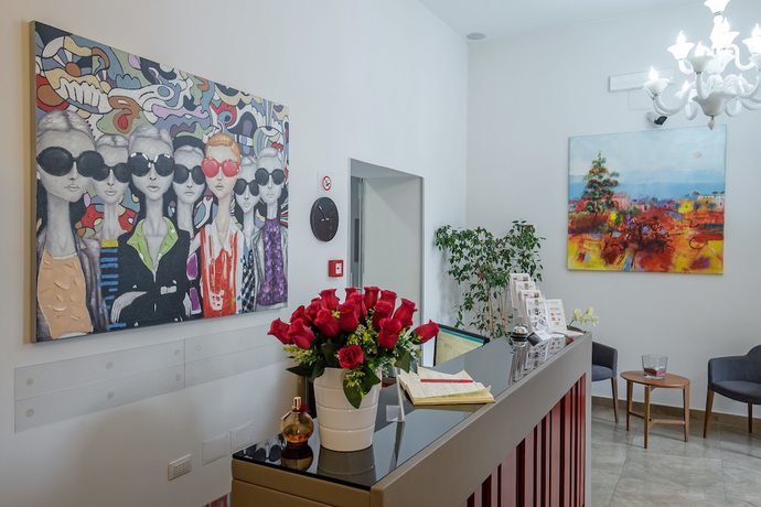 Imagen de los interiores del Hotel Bruman Salerno. Foto 17