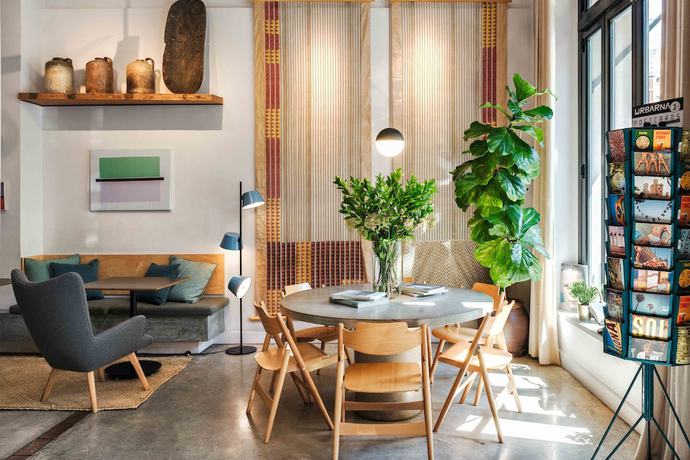 Imagen de los interiores del Hotel Brummell. Foto 18