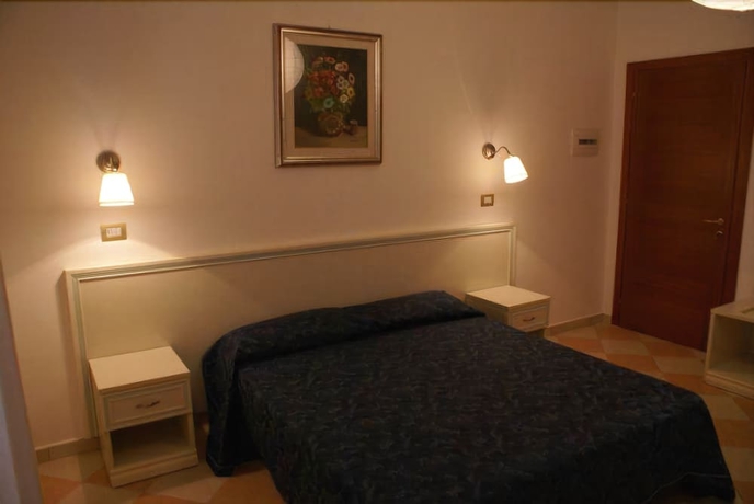 Imagen de la habitación del Hotel Bruna, Martinsicuro. Foto 5