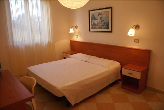 Imagen de la habitación del Hotel Bruna, Martinsicuro. Foto 8