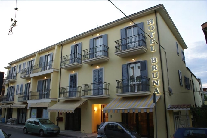 Imagen general del Hotel Bruna, Martinsicuro. Foto 1