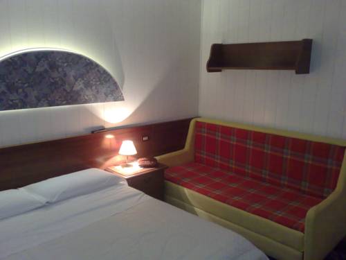 Imagen de la habitación del Hotel Bruna, Pozzo. Foto 5