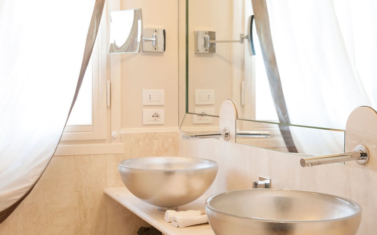 Imagen de la habitación del Hotel Brunelleschi, Florencia. Foto 12