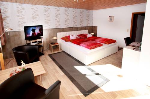 Imagen de la habitación del Hotel Brunnenbach. Foto 14