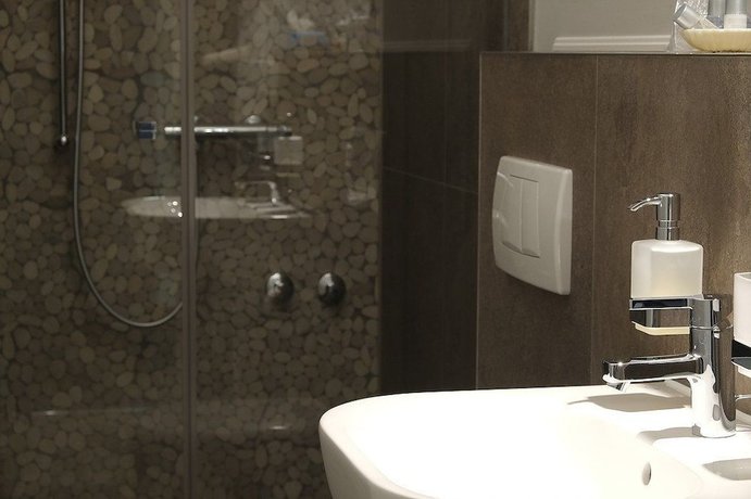 Imagen de la habitación del Hotel Brunnenhof International. Foto 2