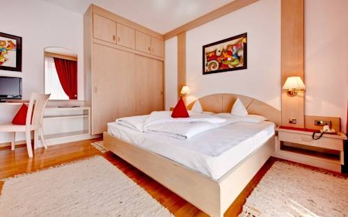 Imagen de la habitación del Hotel Brunner, Merano. Foto 2