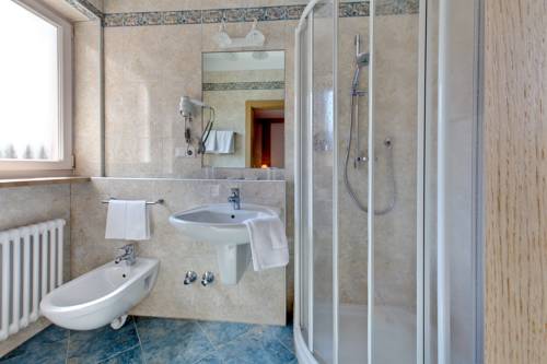 Imagen de la habitación del Hotel Brunner, Merano. Foto 12