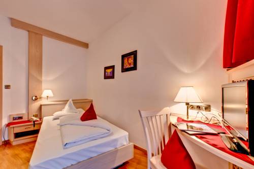 Imagen de la habitación del Hotel Brunner, Merano. Foto 13
