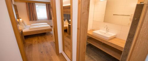 Imagen de la habitación del Hotel Brunnwirt. Foto 6