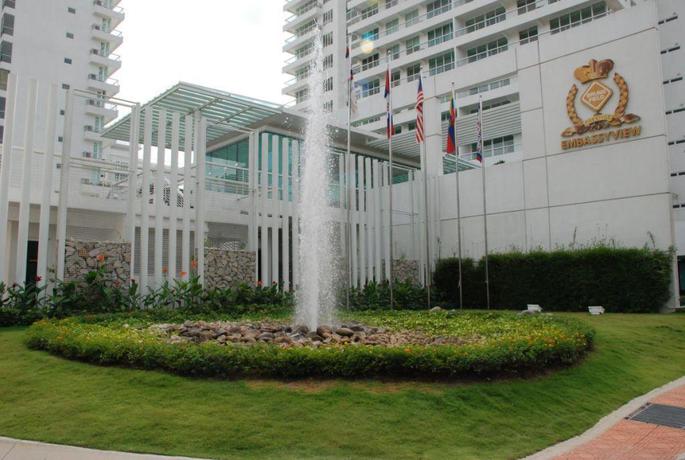 Imagen de los exteriores del Hotel Brunsfield Embassyview Condosuite. Foto 11