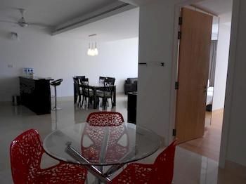 Imagen de la habitación del Hotel Brunsfield Embassyview Condosuite. Foto 5