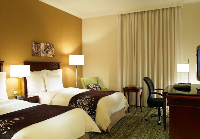 Imagen de la habitación del Hotel Brussels Marriott Grand Place. Foto 12