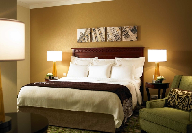 Imagen de la habitación del Hotel Brussels Marriott Grand Place. Foto 14