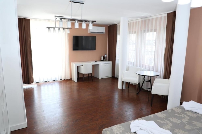 Imagen de la habitación del Hotel Bruti. Foto 13