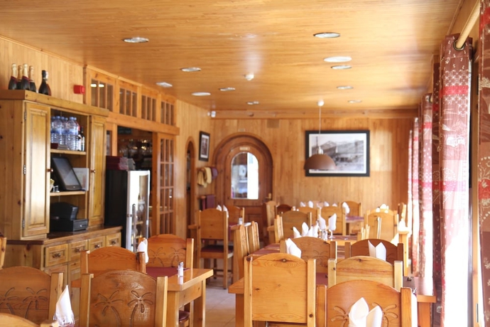 Imagen del bar/restaurante del Hotel Bruxelles. Foto 5