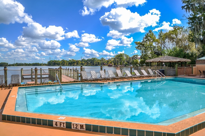 Imagen de la piscina del Hotel Bryan's Spanish Cove. Foto 16
