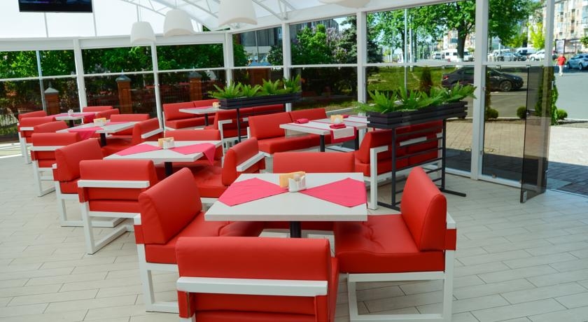 Imagen del bar/restaurante del Hotel Bryansk Hotel. Foto 4