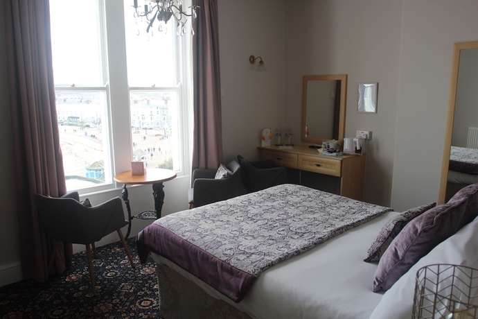 Imagen de la habitación del Hotel Bryn-Y-Mor. Foto 4