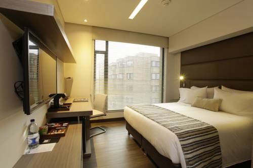 Imagen de la habitación del Hotel Bs Rosales and Suites. Foto 6