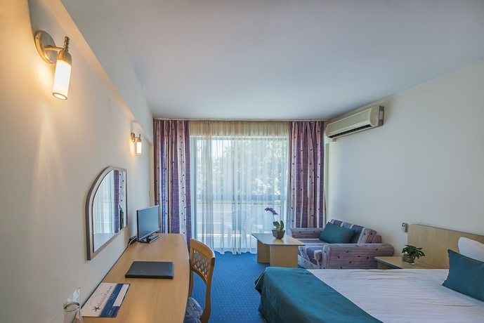 Imagen de la habitación del Hotel Bsa Holiday Park. Foto 10